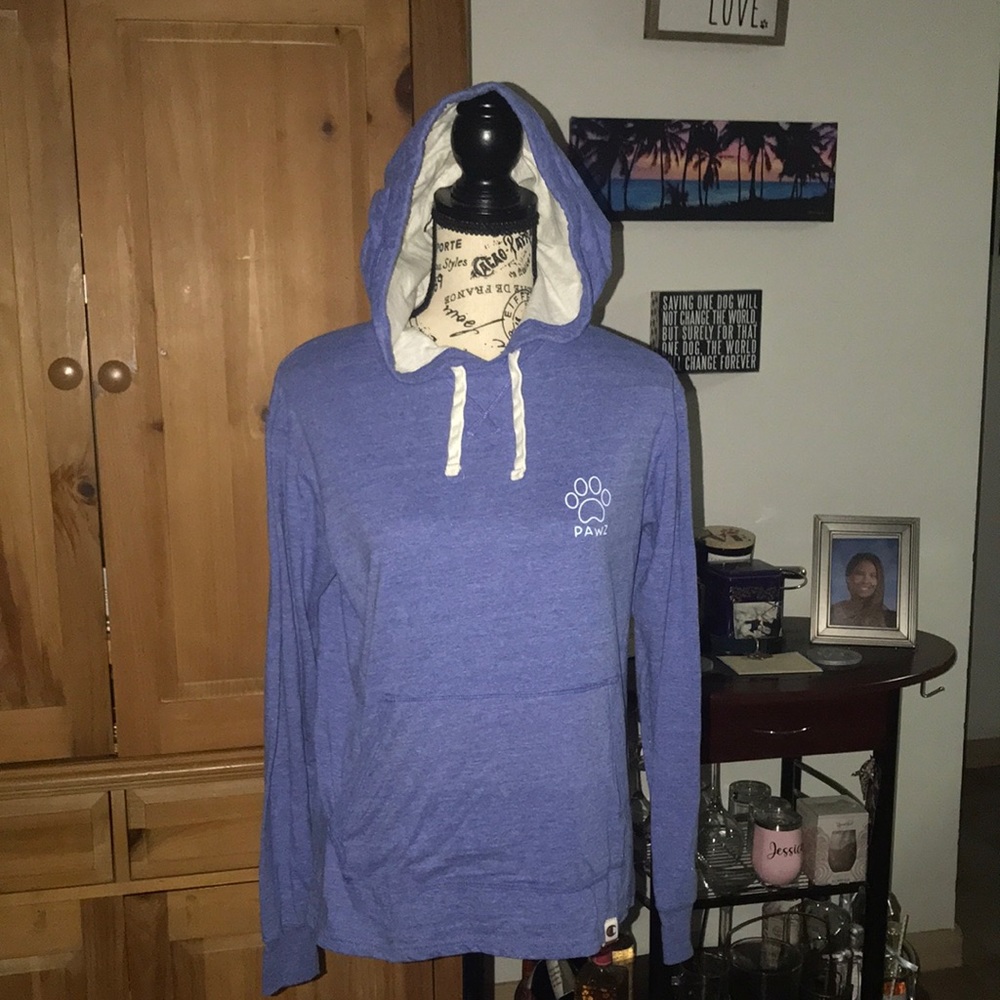 NWOT! BRAND NEW CHAMPS “PAWS” LIGHTWEIGHT HOODED PULLOVER